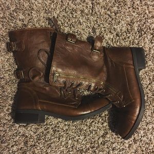 Women's combat boots