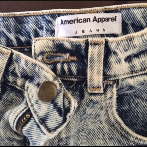 American Apparel High waisted shorts. - Picture 3 of 4