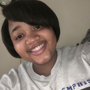 Meet your Posher, Trenita