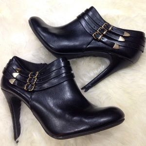 Leather heeled boots