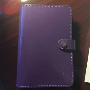 Original Filofax Organizer in Purple Patent.