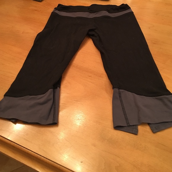 Hard Tail short capri