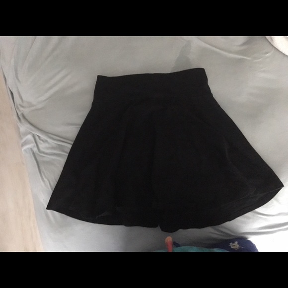 Black Skater Skirt