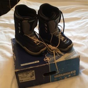 Women's Northwave snowboard boots