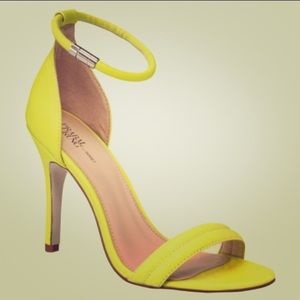 NWOT neon yellow sandals