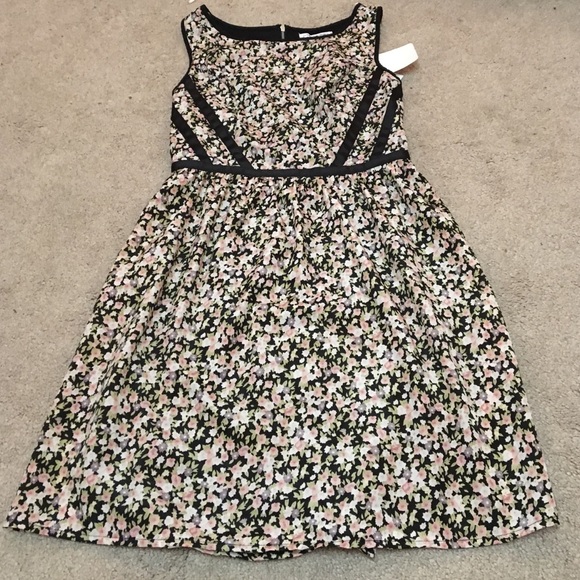🌸Super Cute flower dress!! - Picture 1 of 4