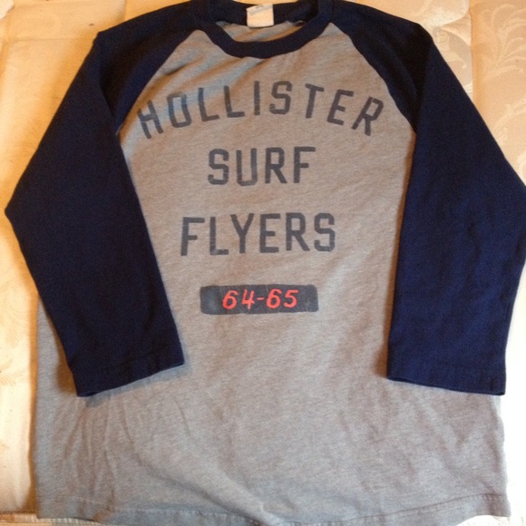 Hollister baseball tee