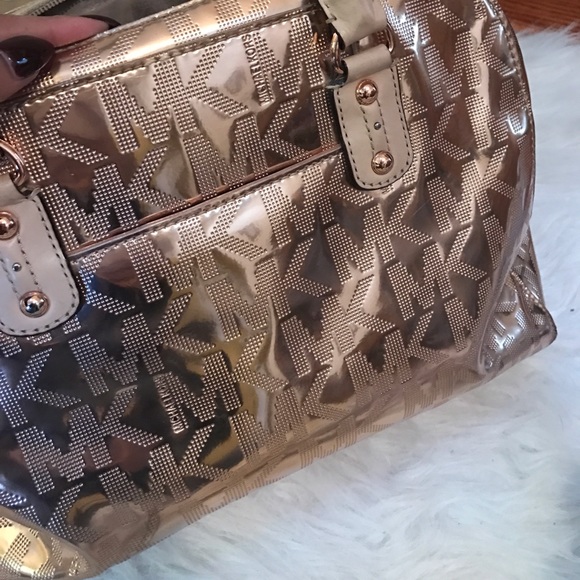 **SOLD**Rose Gold Michael Kors MK Handbag Purse - Picture 4 of 4