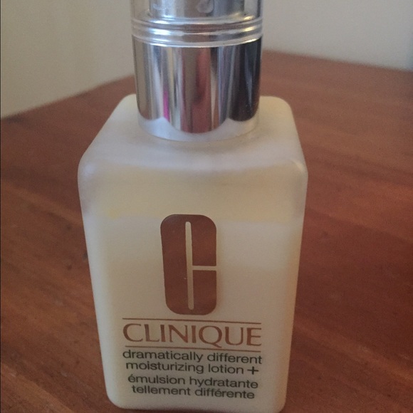 Clinique dramatically different lotion