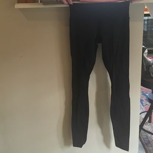 Black yoga pants