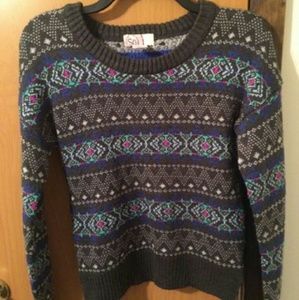Grey pattern sweater