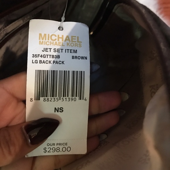 *Sold*Michael Kors Backpack Signature Design - Picture 4 of 4