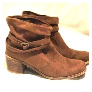 Ankle boots
