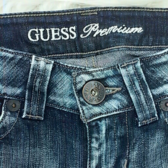 Guess premium boot cut jeans - Picture 2 of 4