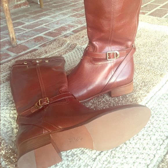 Tory Burch Boots
