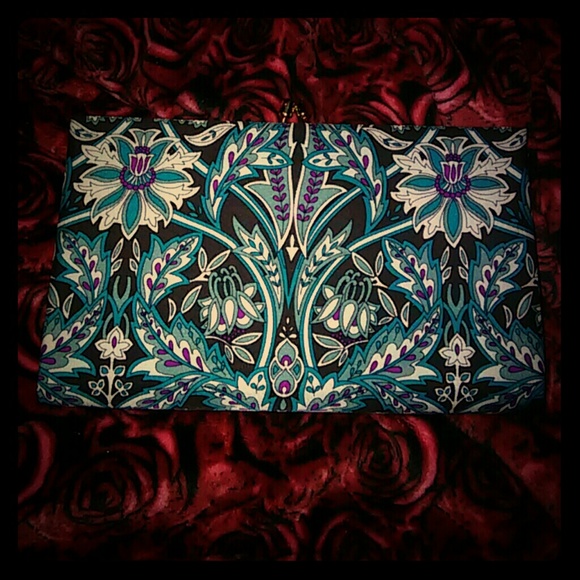 Banana Republic Clutch vintage inspired. - Picture 1 of 4