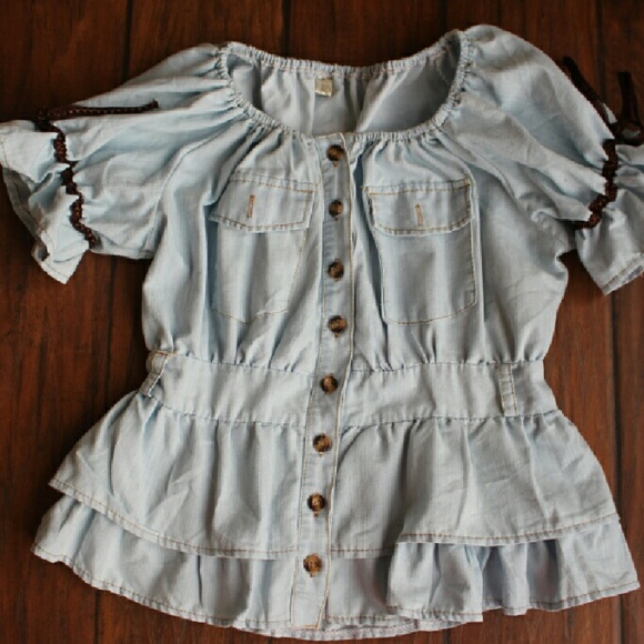 L.x.x.y Top
