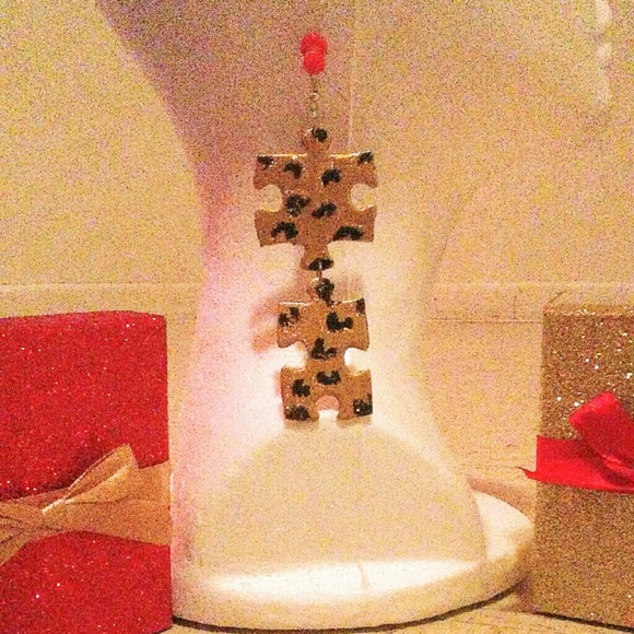 Gold animal print earrings