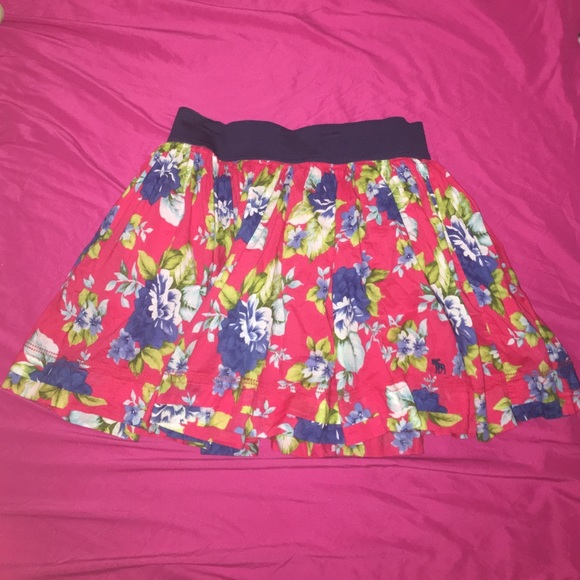 Floral Abercrombie and Fitch X-SMALL Summer Skirt