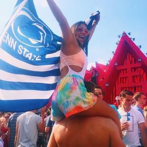 Meet your Posher, Juliana