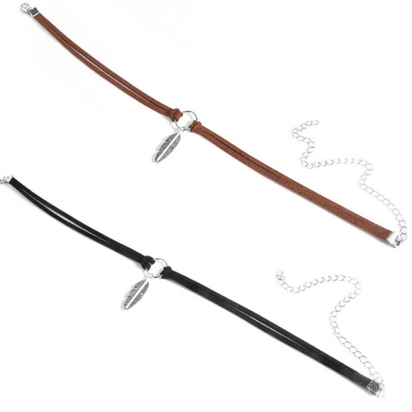 BOHEMIAN SUEDE LEATHER CHOKER SILVER LEAF - Picture 2 of 3