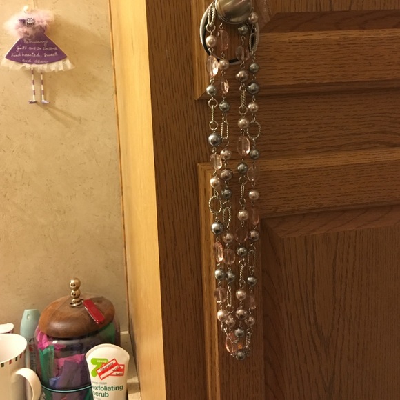 Necklace - Picture 3 of 3