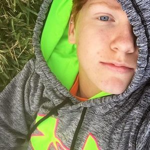 Meet your Posher, Lee