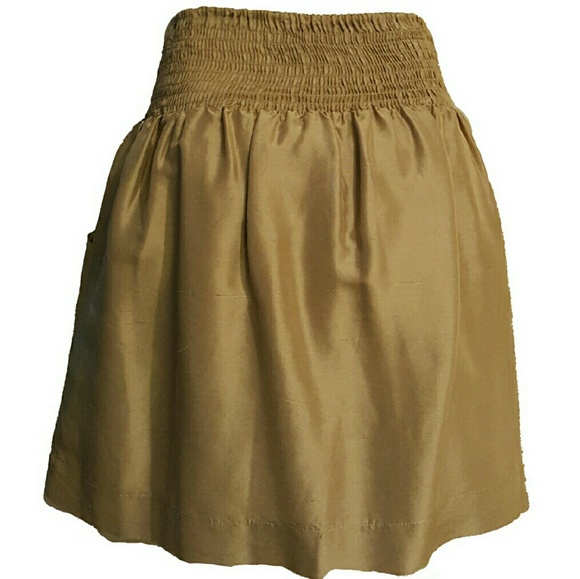 LUCKY BRAND SILK PLEATED TAN POCKETED SMALL SKIRT - Picture 2 of 2