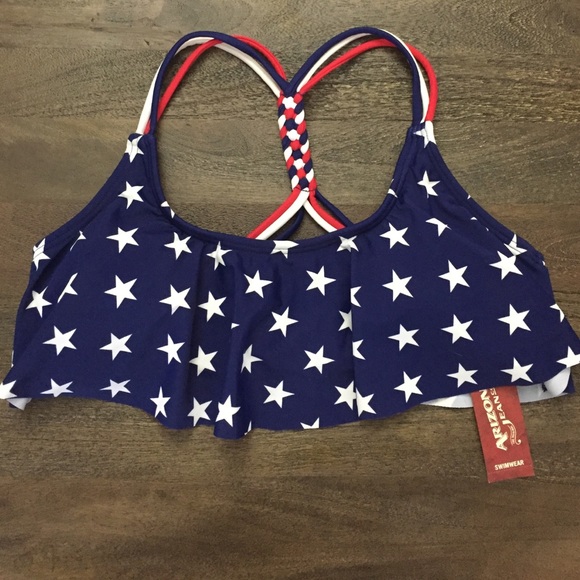 💙⭐️❤ Adorable Bathing Suit Top!