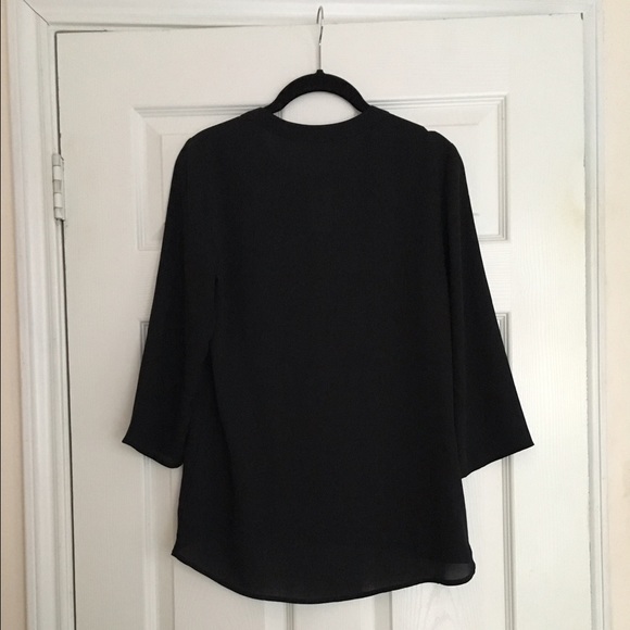 Express Blouse - Picture 2 of 3