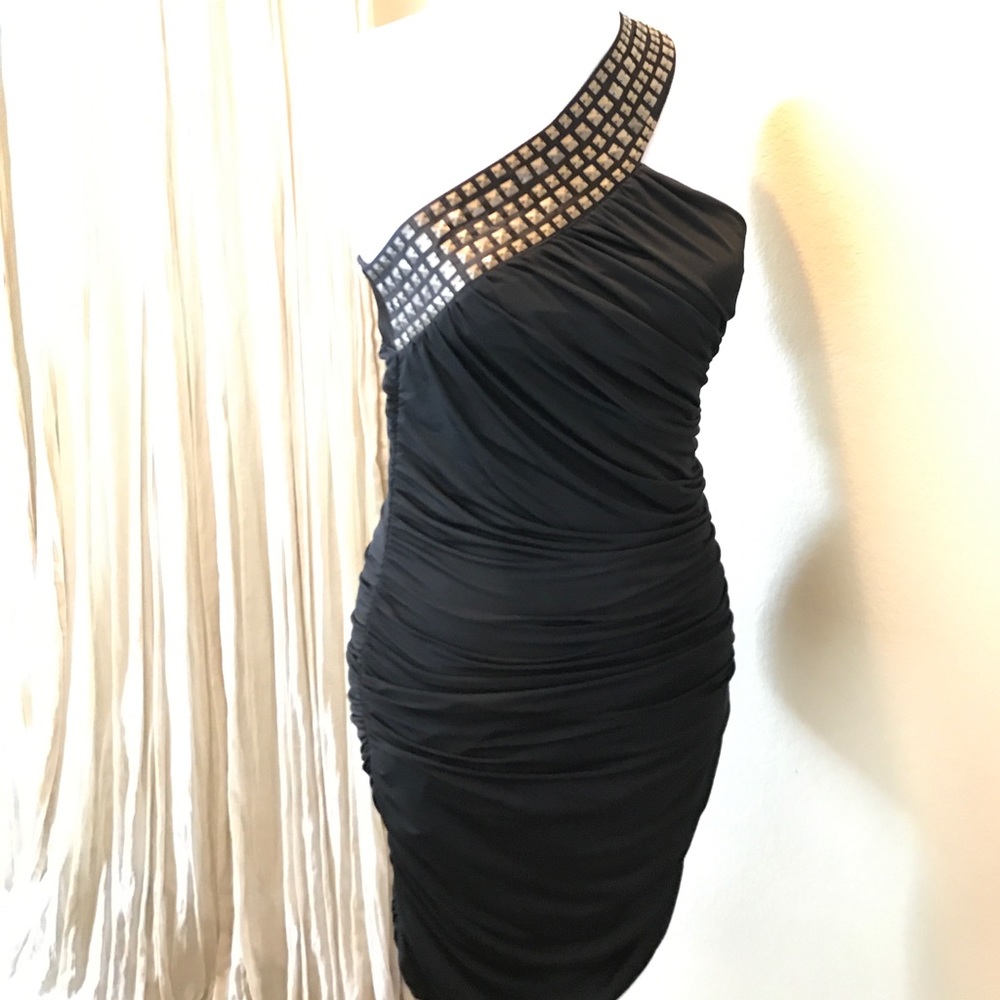 🎉🎉SALE🎉🎉Sexy one shoulder tube dress