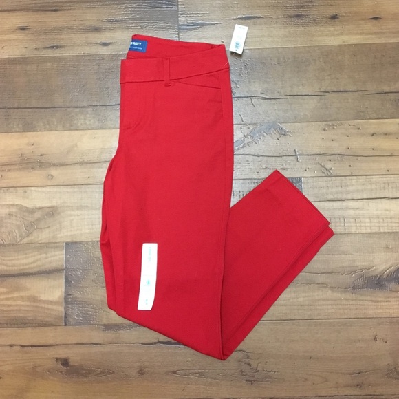 Red Old Navy Pixie Ankle Length Pants