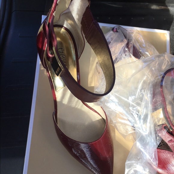 Mk purse and shoes size 7 - Picture 4 of 4