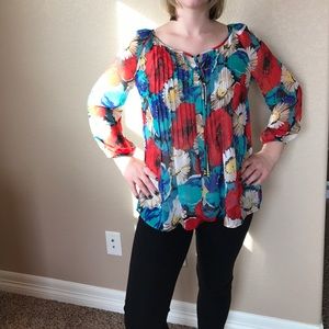Bright floral tunic for layering.