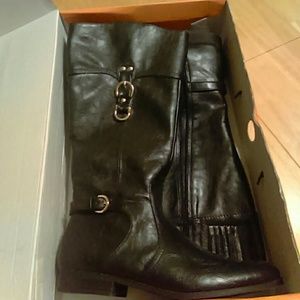 Knee-high black leather boots