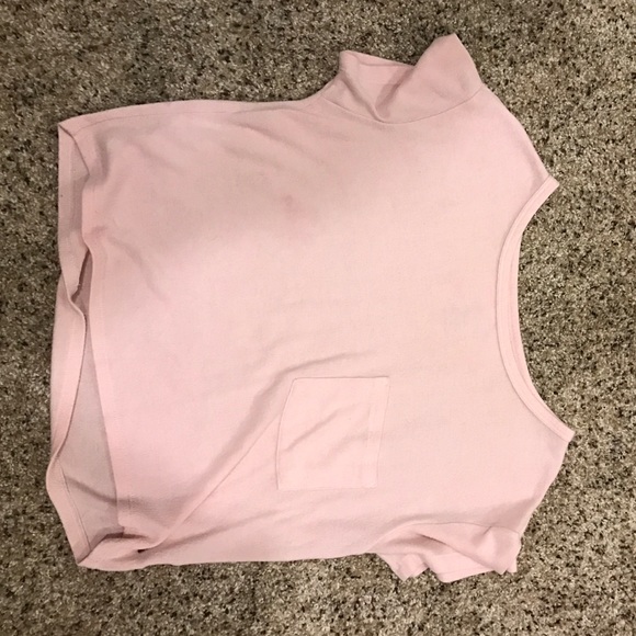 Super cute light pink top