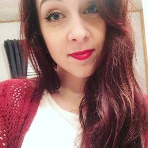 Meet your Posher, Mackenzie