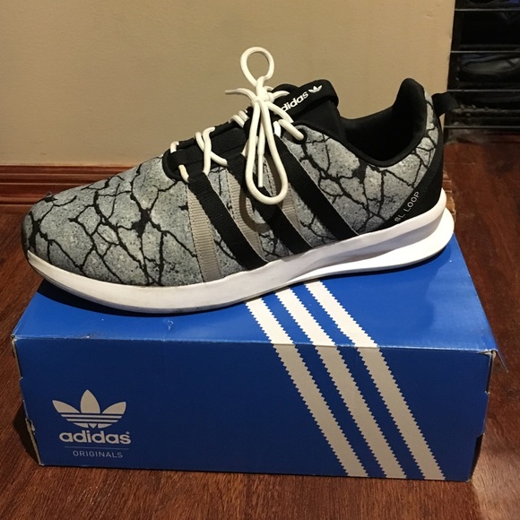 Adidas SL Loop