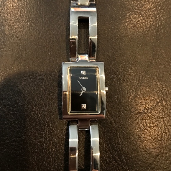 Gorgeous GUESS watch! NWT! main image 4