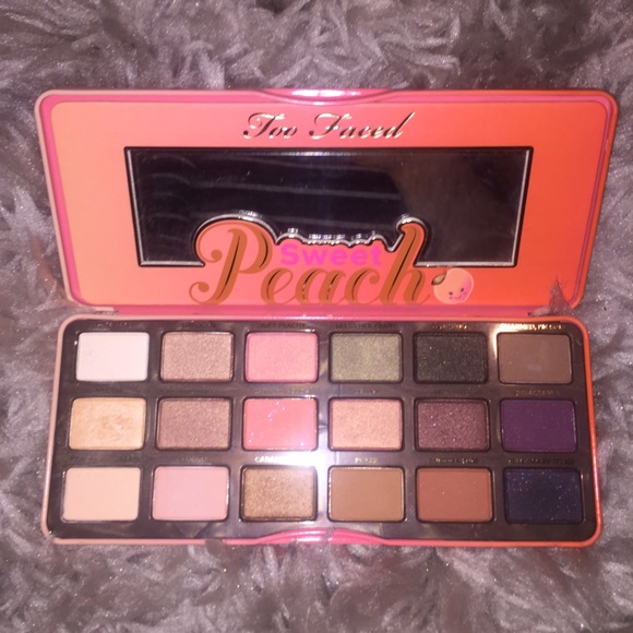 Too faced Sweet Peach pallet 🍑