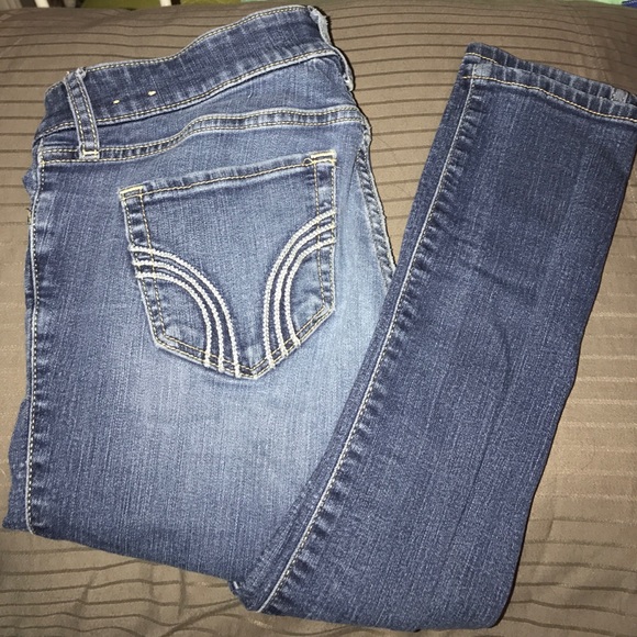 Hollister medium wash skinny jeans