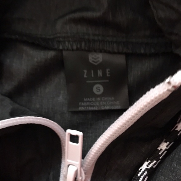 Charcoal Grey WindBreaker - Picture 2 of 2