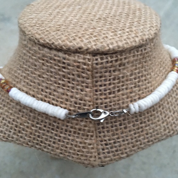 Shell Necklace - Picture 3 of 3