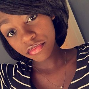 Meet your Posher, Gabrielle