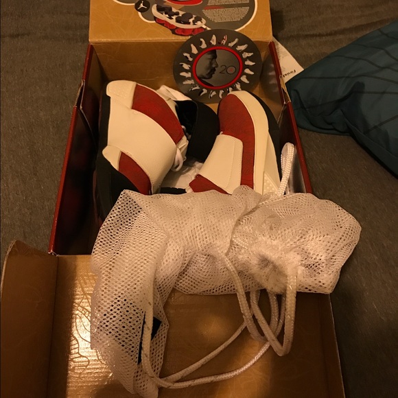 DEADSTOCK Jordan 20s 