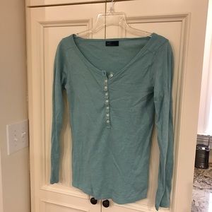 Small Gap sea green long sleeve shirt