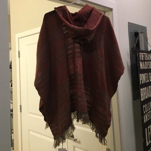 Woman's Fringe Poncho - Picture 2 of 2
