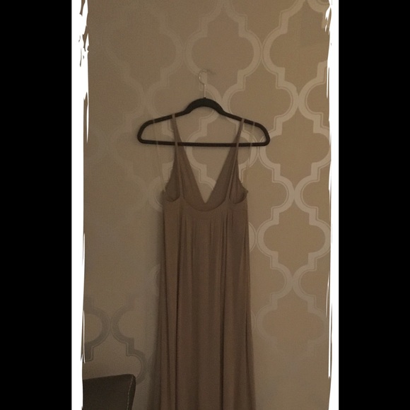 TART, Medium, low V neck dress - Picture 2 of 3