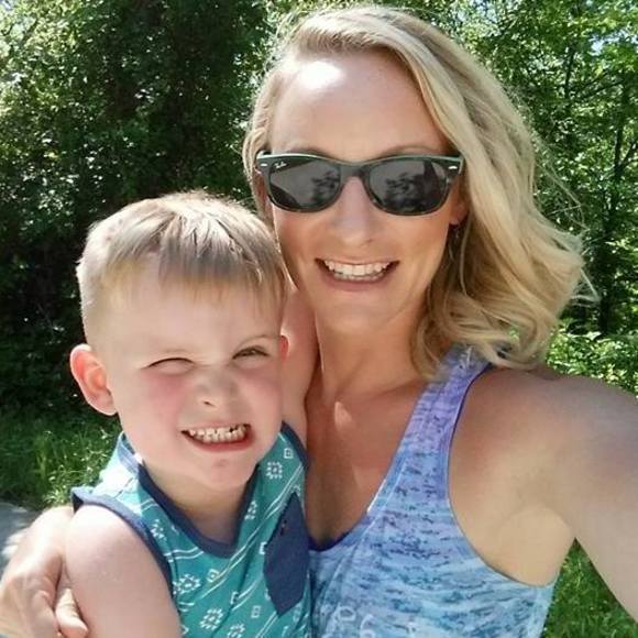 Meet your Posher, Megan - Picture 3 of 4