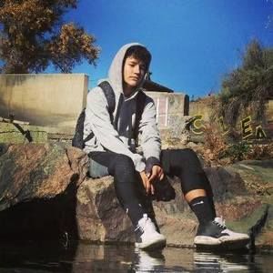 Meet your Posher, Elijah